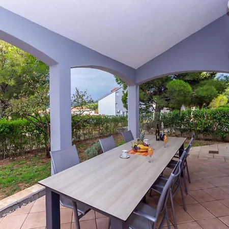 Holiday home Pridraga/zadar Riviera 8215 Pridraga